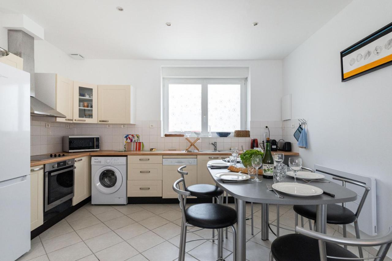 Les Bleuets - Duplex Avec Vue Mer プレヌフ・ヴァル・アンドレ エクステリア 写真